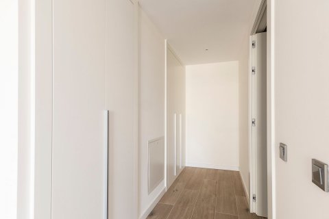 Купить квартиру в Эсплугес-де-Льобрегат, Испания с 5 комнат, 162м², № 8911 - фото 16