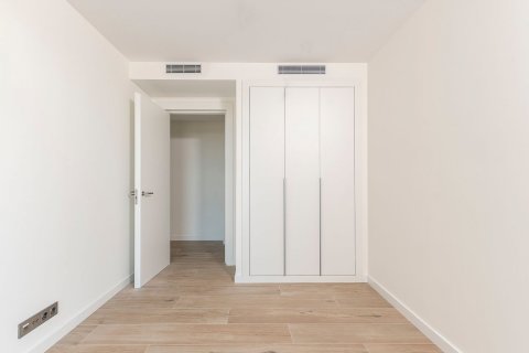 Купить квартиру в Эсплугес-де-Льобрегат, Испания с 5 комнат, 162м², № 8911 - фото 8