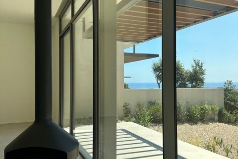 Сasa de 5 dormitorios en venta en Tamariu, Gerona, Cataluña, Spain № 8909 - foto 2