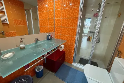 Apartamento de 3 dormitorios en venta en Barcelona, Cataluña, Spain № 1724 - foto 18