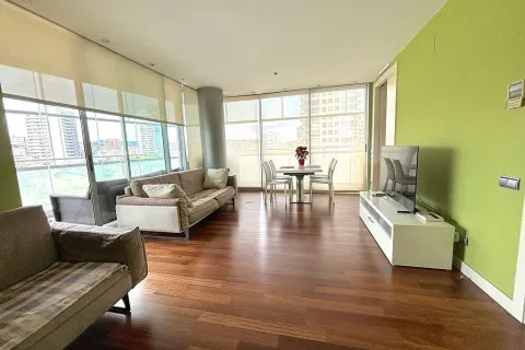 Apartamento de 3 dormitorios en venta en Barcelona, Cataluña, Spain № 1724 - foto 6