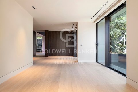 Villa de 6 dormitorios en venta en Barcelona, Cataluña, Spain № 6032 - foto 18
