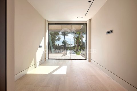 Villa de 6 dormitorios en venta en Barcelona, Cataluña, Spain № 6032 - foto 21