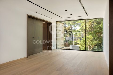 Сasa de 6 dormitorios en venta en Barcelona, Cataluña, Spain № 6033 - foto 17
