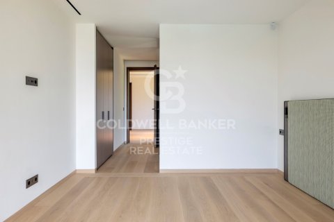 Сasa de 6 dormitorios en venta en Barcelona, Cataluña, Spain № 6033 - foto 15