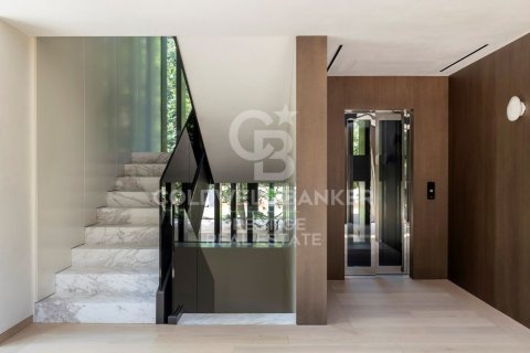 Сasa de 6 dormitorios en venta en Barcelona, Cataluña, Spain № 6033 - foto 11