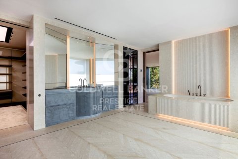 Сasa de 6 dormitorios en venta en Barcelona, Cataluña, Spain № 6033 - foto 26