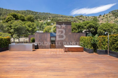 Сasa de 6 dormitorios en venta en Barcelona, Cataluña, Spain № 6033 - foto 28