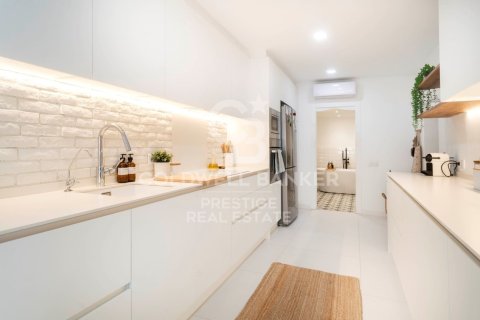 Сasa de 4 dormitorios en venta en Molins de Rei, Barcelona, Cataluña, Spain № 6035 - foto 8
