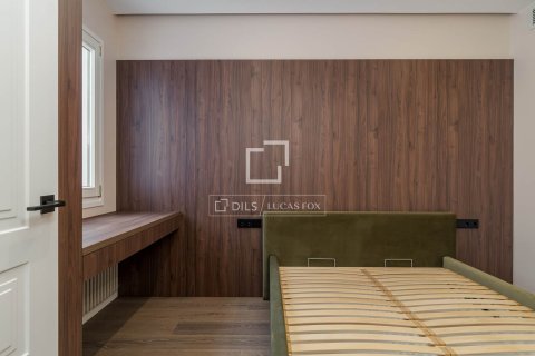 Apartamento de 4 dormitorios en venta en Barcelona, Cataluña, Spain № 4240 - foto 24