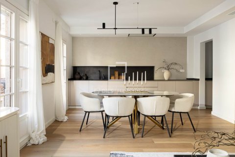 Купить квартиру в Барселона, Испания с 3 спальни, 108м², № 4238 - фото 7