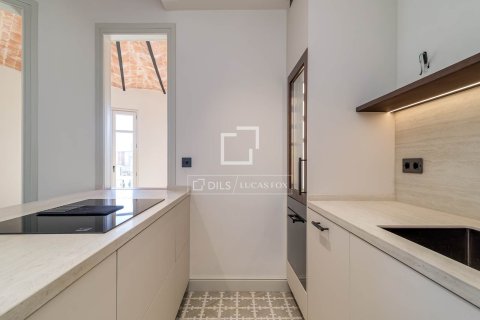 Apartamento de 3 dormitorios en venta en Barcelona, Cataluña, Spain № 4242 - foto 20