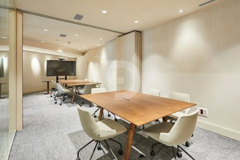 Hotel de 4992 m² en venta en Cataluña, Spain № 4561 - foto 4