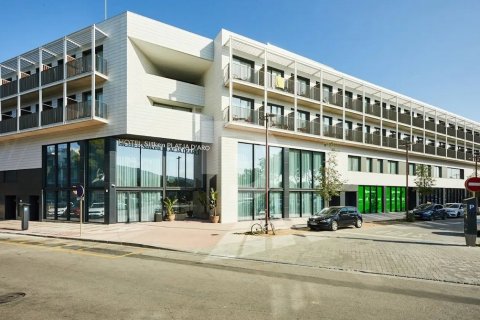 Hotel de 4992 m² en venta en Cataluña, Spain № 4561 - foto 13