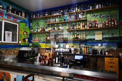 Propiedad comercial de 160 m² en venta en Ciudad Vieja, Barcelona, Cataluña, Spain № 4557 - foto 3