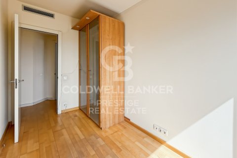 Apartamento de 4 dormitorios en venta en Barcelona, Cataluña, Spain № 7792 - foto 13