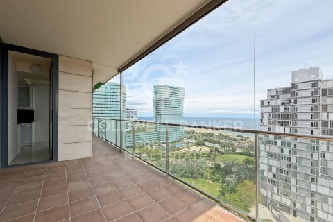 Apartamento de 4 dormitorios en venta en Barcelona, Cataluña, Spain № 7792 - foto 29