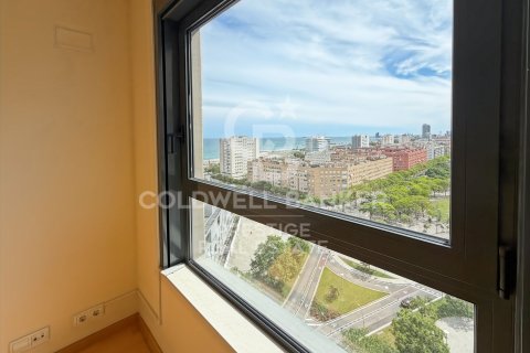 Apartamento de 4 dormitorios en venta en Barcelona, Cataluña, Spain № 7792 - foto 5