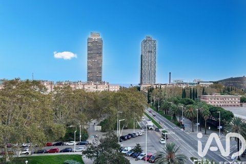 Apartamento de 3 dormitorios en venta en Barcelona, Cataluña, Spain № 4705 - foto 27