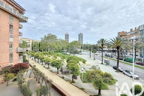 Apartamento de 3 dormitorios en venta en Barcelona, Cataluña, Spain № 4705 - foto 21