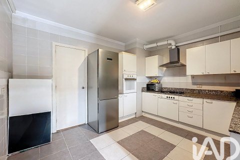 Apartamento de 3 dormitorios en venta en Barcelona, Cataluña, Spain № 4705 - foto 23