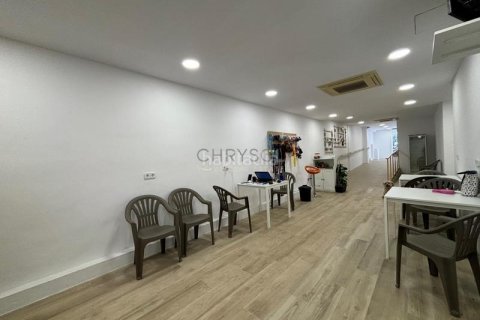 Propiedad comercial de 260 m² en venta en Eixample, Barcelona, Cataluña, Spain № 2509