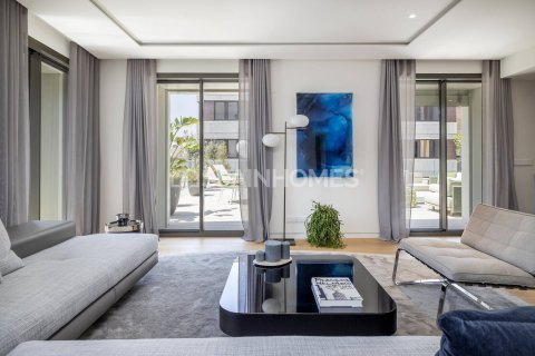 Apartamento de 2 dormitorios en venta en Barcelona, Cataluña, Spain № 1774 - foto 6