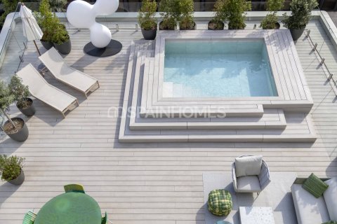 Apartamento de 2 dormitorios en venta en Barcelona, Cataluña, Spain № 1774 - foto 16