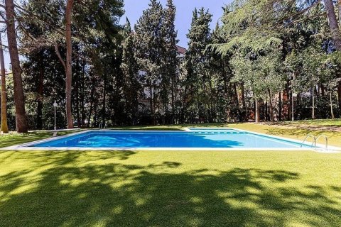 Apartamento de 2 dormitorios en venta en Barcelona, Cataluña, Spain № 1780 - foto 6