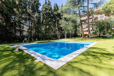 Apartamento de 2 dormitorios en venta en Barcelona, Cataluña, Spain № 1780 - foto 5