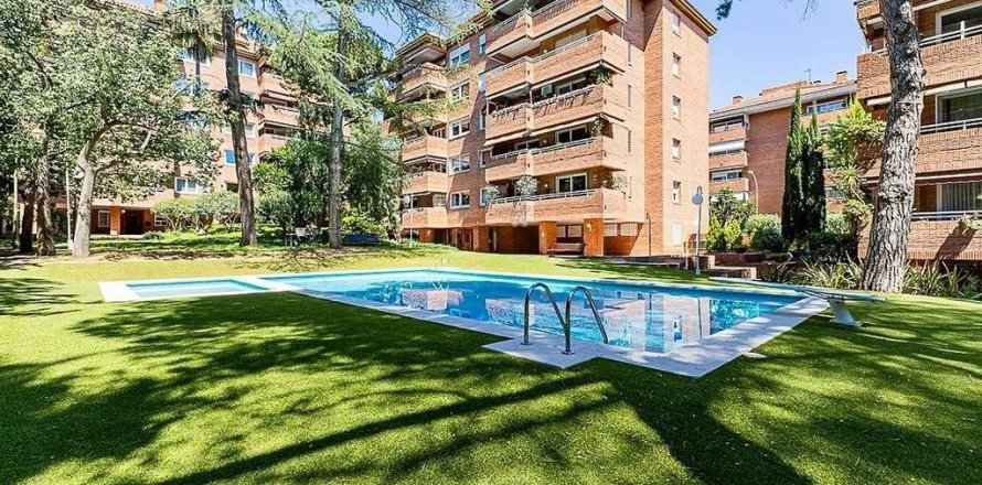 Apartamento de 2 dormitorios en venta en Barcelona, Cataluña, Spain № 1780