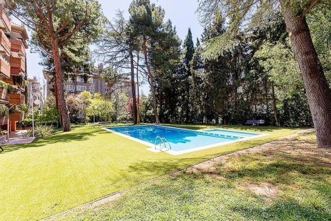 Apartamento de 2 dormitorios en venta en Barcelona, Cataluña, Spain № 1780 - foto 7