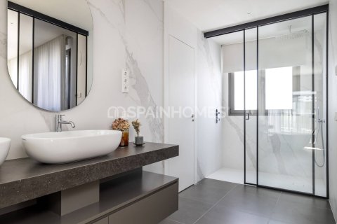 3 bedrooms apartment for sale in Barcelona, Catalonia, Spain № 1775 - photo 15