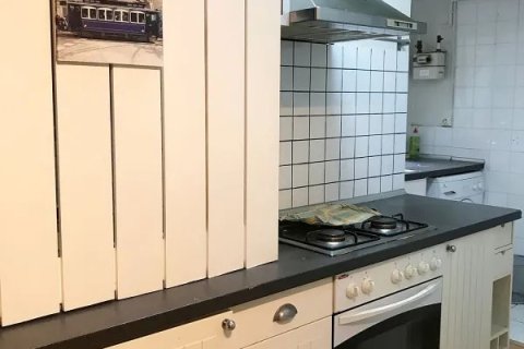 Apartamento de 4 dormitorios en venta en Barcelona, Cataluña, Spain № 1776 - foto 16