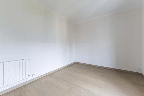 Apartamento de 4 dormitorios en venta en Barcelona, Cataluña, Spain № 1779 - foto 8