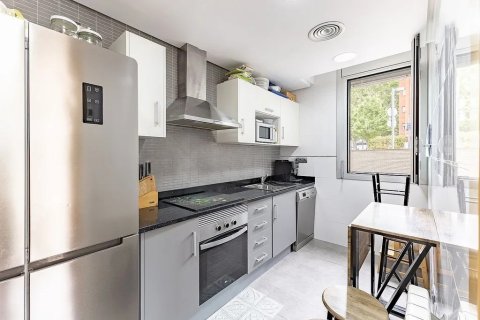 Apartamento de 2 dormitorios en venta en Sant Cugat del Vallès, Barcelona, Cataluña, Spain № 1777 - foto 13
