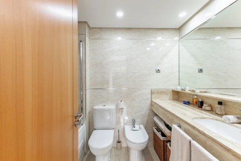 Apartamento de 2 dormitorios en venta en Sant Cugat del Vallès, Barcelona, Cataluña, Spain № 1777 - foto 21