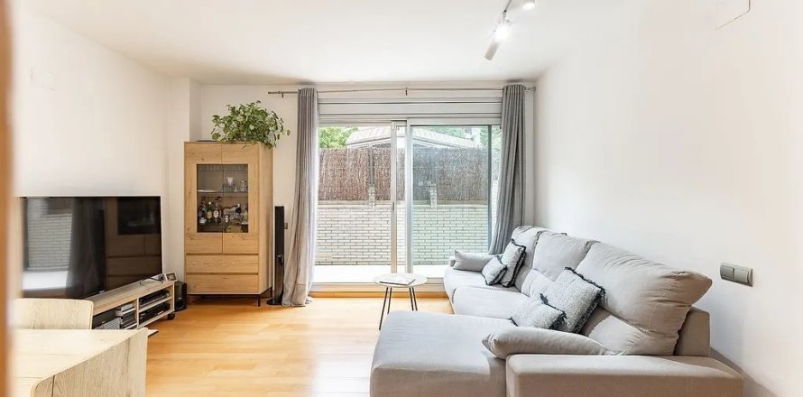Apartamento de 2 dormitorios en venta en Sant Cugat del Vallès, Barcelona, Cataluña, Spain № 1777