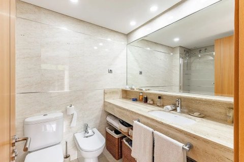 Apartamento de 2 dormitorios en venta en Sant Cugat del Vallès, Barcelona, Cataluña, Spain № 1777 - foto 22