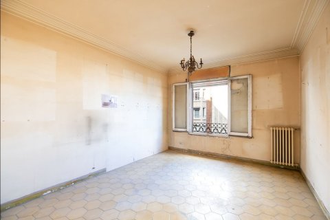 Apartamento de 5 dormitorios en venta en Barcelona, Cataluña, Spain № 6244 - foto 6