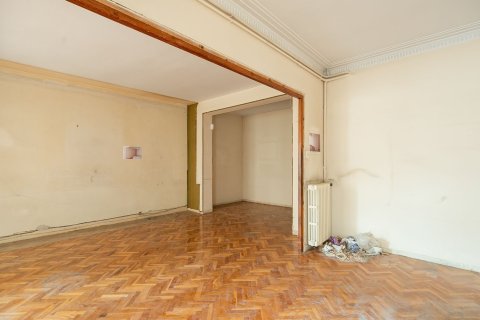 Apartamento de 5 dormitorios en venta en Barcelona, Cataluña, Spain № 6244 - foto 19