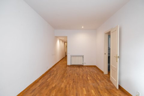 3 bedrooms apartment for sale in Barcelona, Catalonia, Spain № 6245 - photo 6