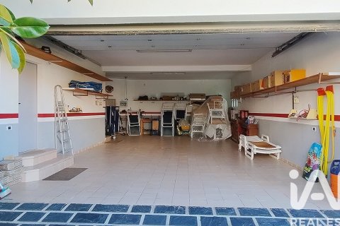 Сasa de 6 dormitorios en venta en Torredembarra, Tarragona, Cataluña, Spain № 4653 - foto 5