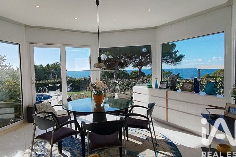 Сasa de 6 dormitorios en venta en Torredembarra, Tarragona, Cataluña, Spain № 4653 - foto 8