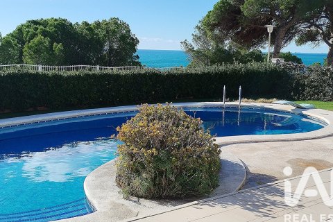 Сasa de 6 dormitorios en venta en Torredembarra, Tarragona, Cataluña, Spain № 4653 - foto 3