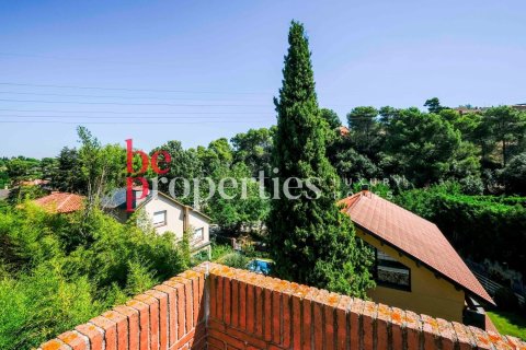 Сasa de 6 dormitorios en venta en Sant Cugat del Vallès, Barcelona, Cataluña, Spain № 2240 - foto 5