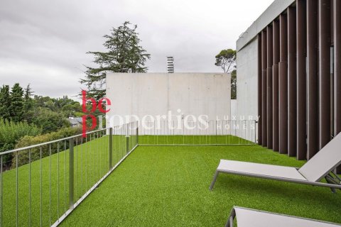 Сasa de 6 dormitorios en venta en Sant Cugat del Vallès, Barcelona, Cataluña, Spain № 2243 - foto 30