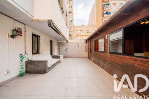 Купить квартиру в Барселона, Испания с 2 спальни, 116м², № 7465 - фото 2