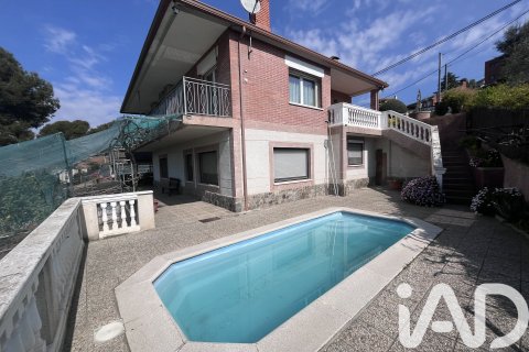 Сasa de 5 dormitorios en venta en Llica De Vall, Barcelona, Cataluña, Spain № 7461
