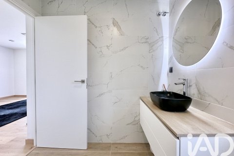 Сasa de 4 dormitorios en venta en Sant Pere de Ribes, Barcelona, Cataluña, Spain № 7466 - foto 12